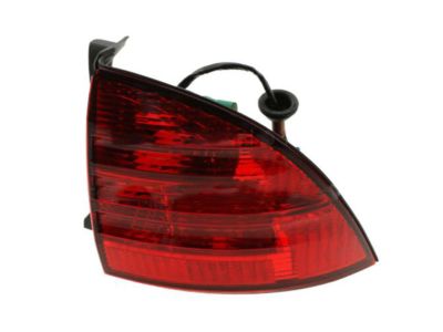 Lincoln Tail Light - 2W4Z-13404-AB