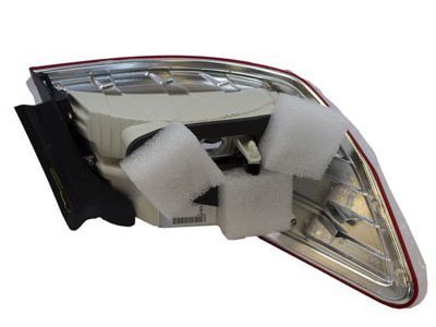 Lincoln 9H6Z-13404-A Tail Lamp