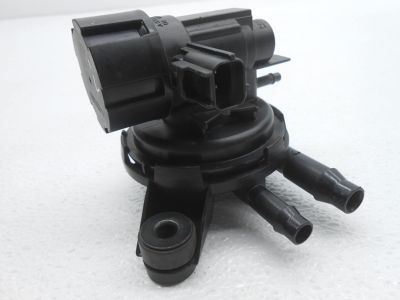 Mercury F5AZ-9C915-A Solenoid Valve