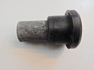 Ford F5TZ-3C716-A Upper Insulator